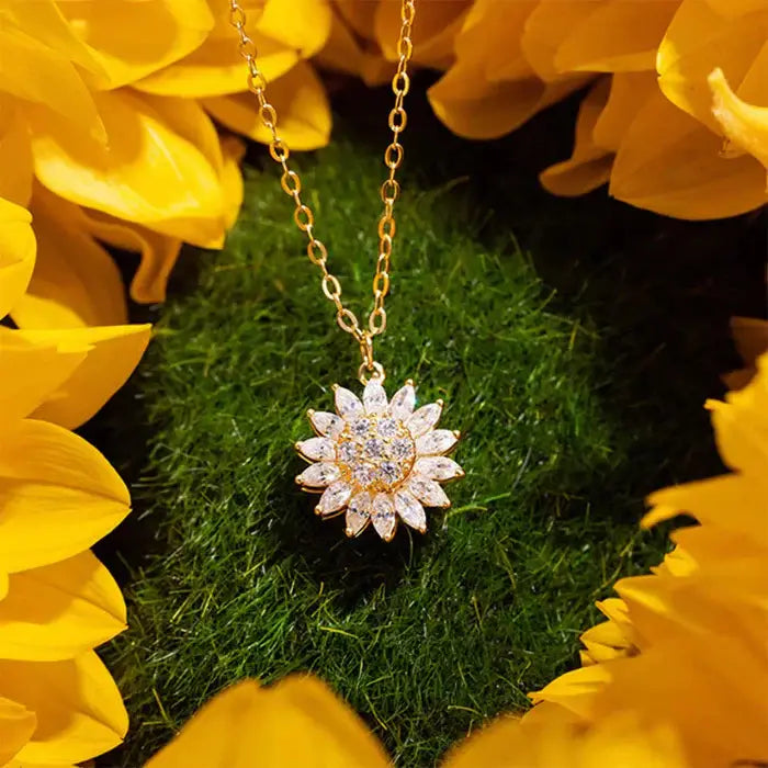 Collar Girasol Giratorio 🌻✨| Baño en Oro + Caja Regalo Premium Gratis✨